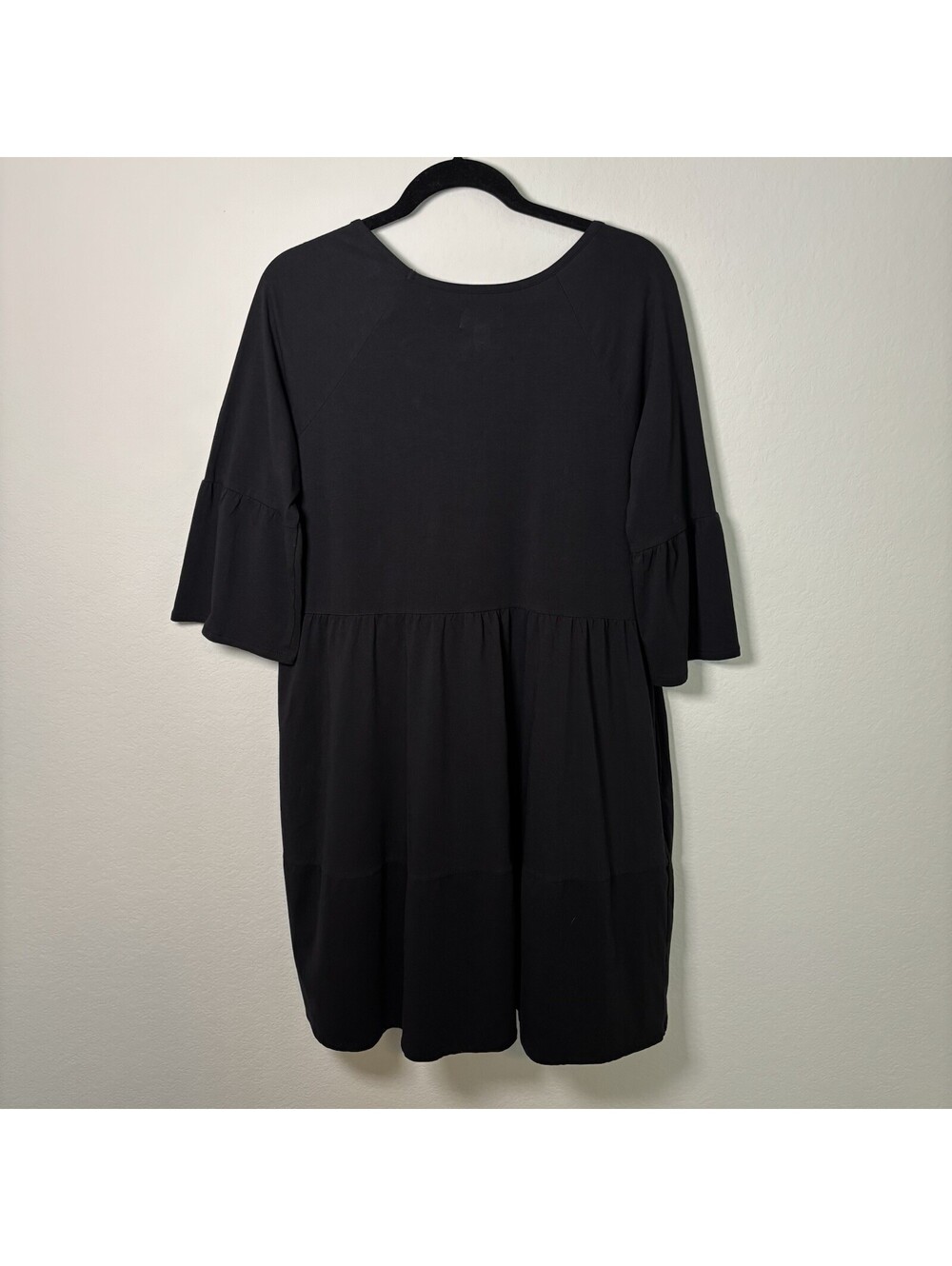 Pact Revive Flutter Sleeve Dress Black Women’s Size M Lightweight Comfy EUC - Picture 3 of 7